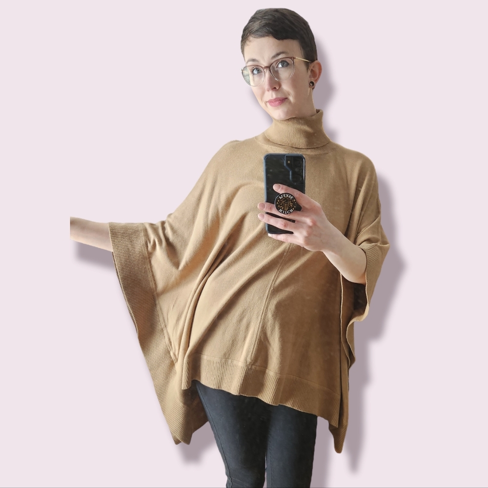 Michael Kors Camel Poncho